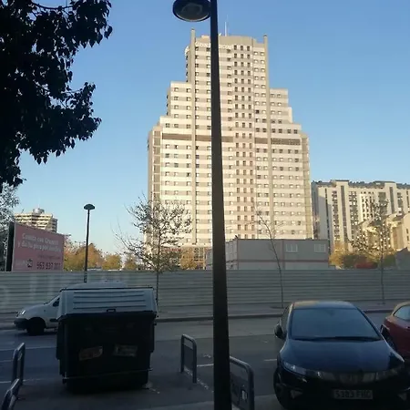 #comoencasa * Valence